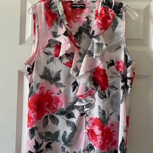 Karl Lagerfeld Floral print, ruffle neck shell, sleeveless tank.💗🤍